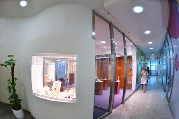 室內珠寶商店